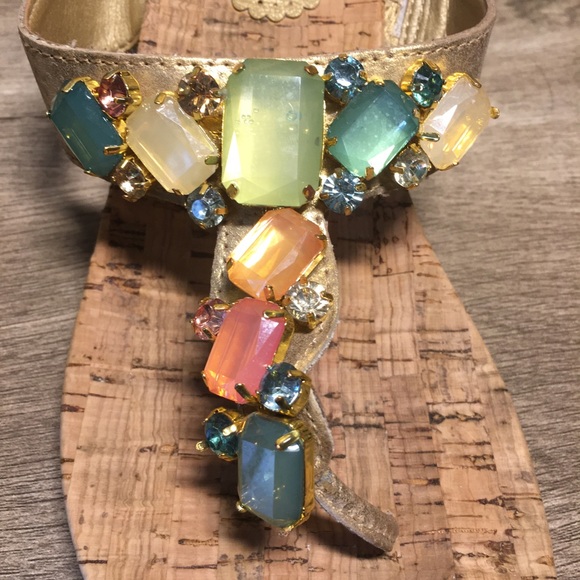 ☀️White Mountain Jeweled Leather Wedge Sandals 10 - Picture 6 of 8